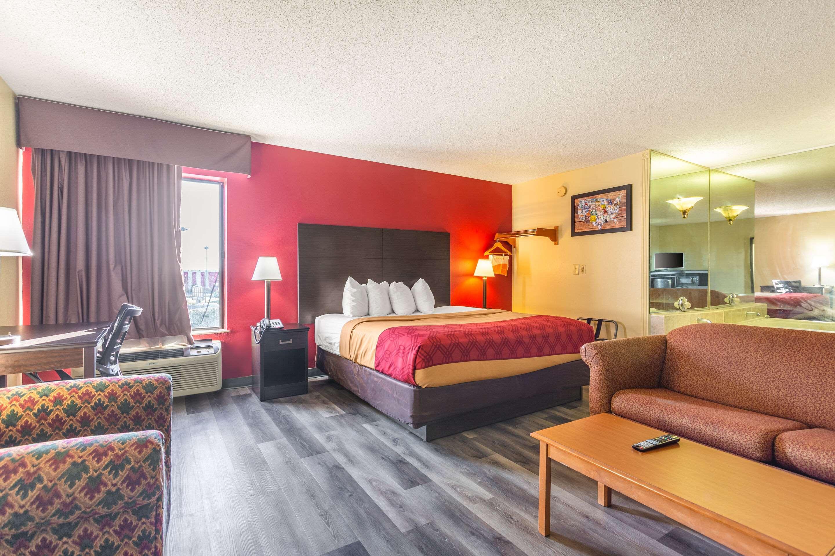 Econo Lodge & Suites Clarksville Ngoại thất bức ảnh