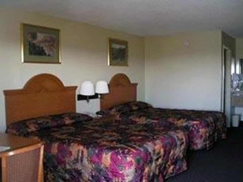 Econo Lodge & Suites Clarksville Ngoại thất bức ảnh