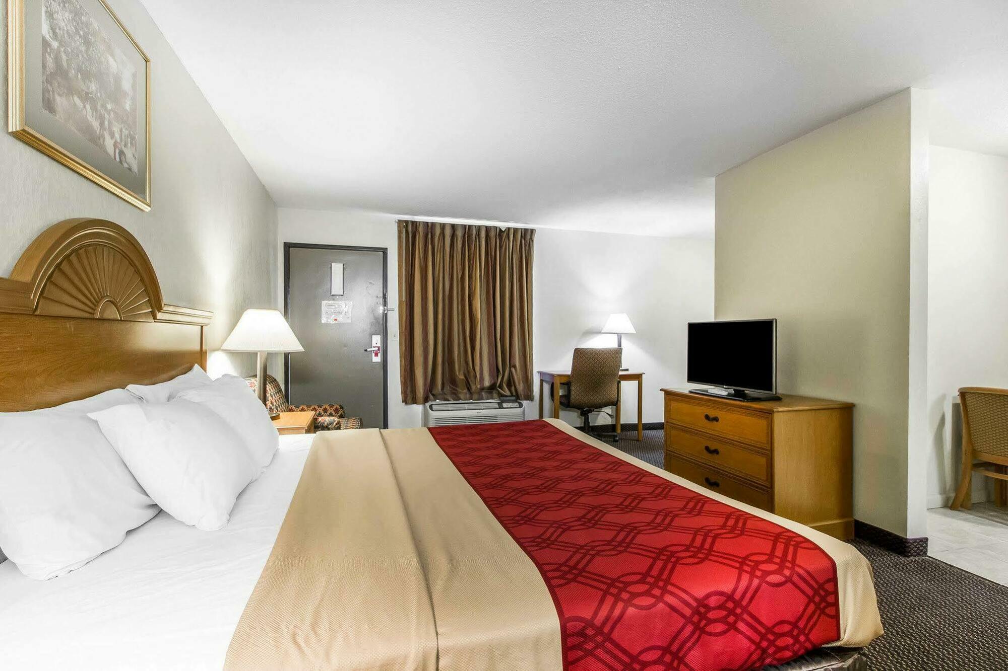 Econo Lodge & Suites Clarksville Ngoại thất bức ảnh