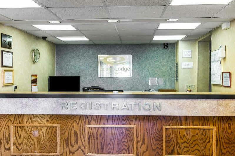 Econo Lodge & Suites Clarksville Ngoại thất bức ảnh